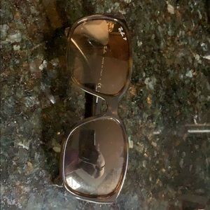 Tortoise colored ray ban sunglasses